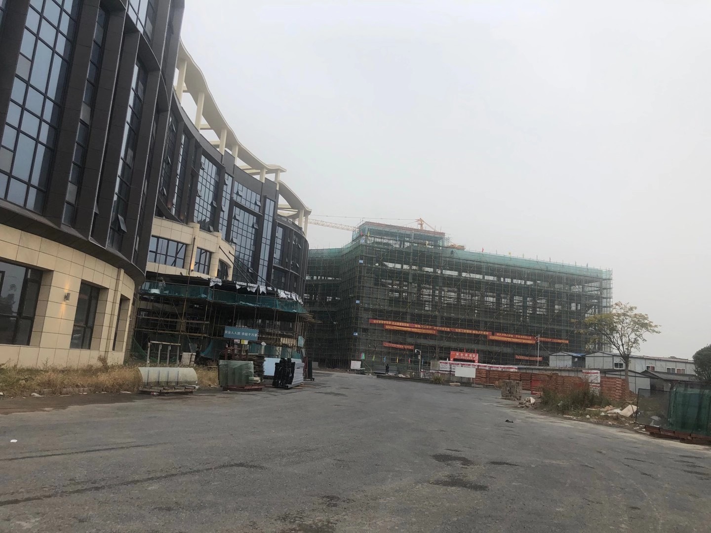 桐庐艳阳国际酒店2号楼钢结构屋顶 桐庐艳阳国际酒店2号楼钢结构屋顶